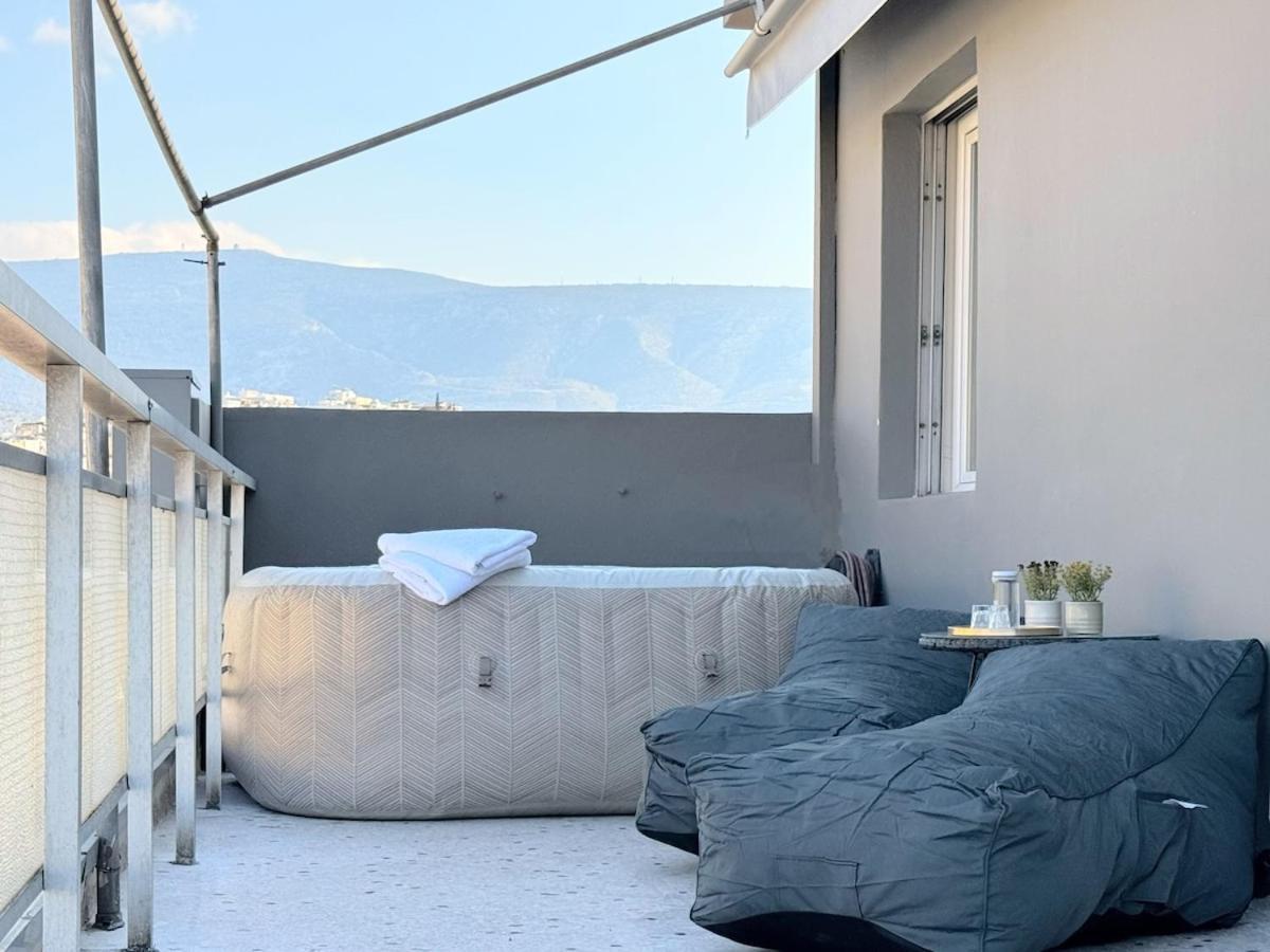 Lovely Apt W/Heated Jacuzzi &Full Acropolis View Ateny Zewnętrze zdjęcie